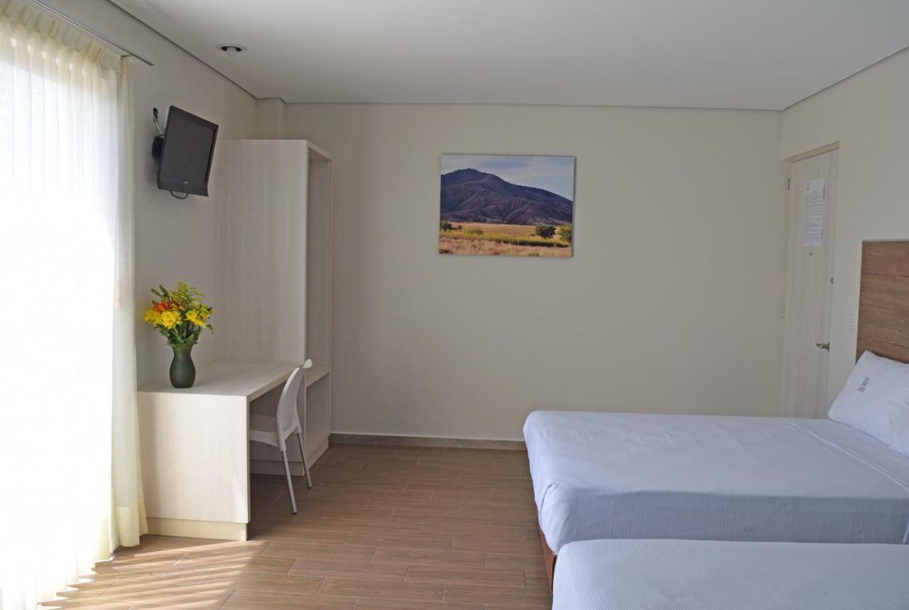 Hotel Guiva Aeropuerto Oaxaca Luaran gambar